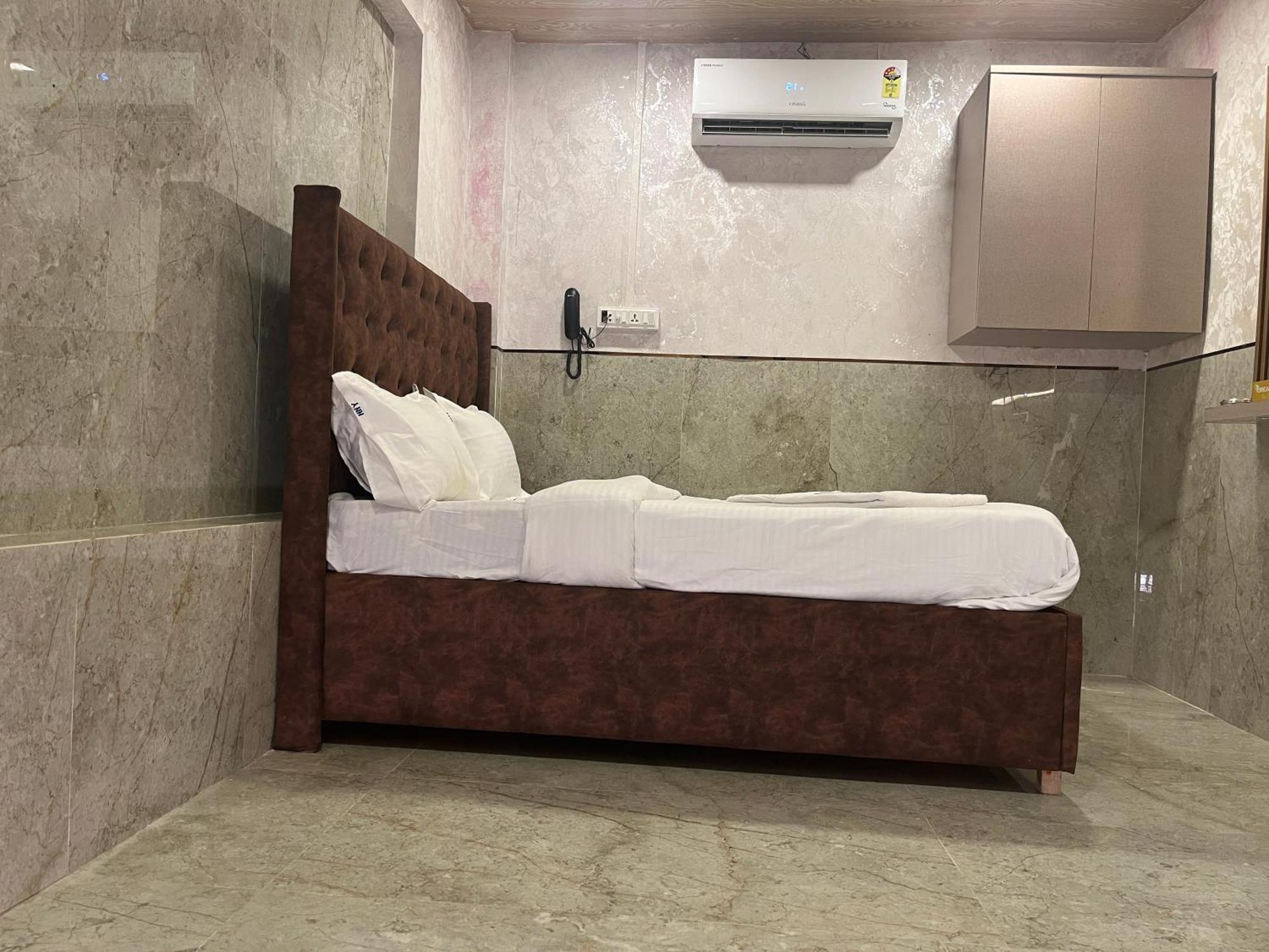 Hotel Newyork By Stayzy Rooms Mumbai Zimmer foto